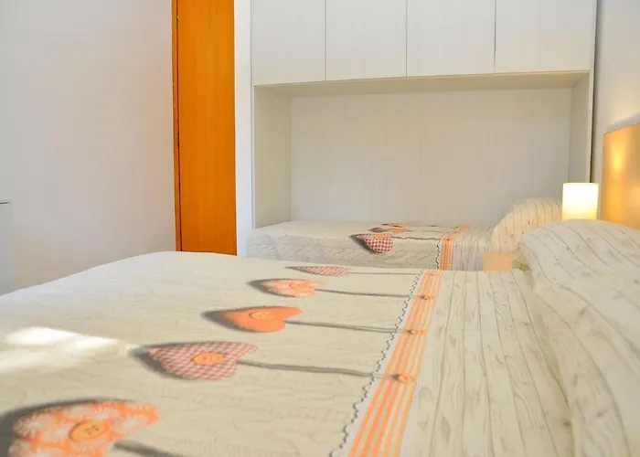 Apartment Cozy Retreat Quiet Area Of Pineda